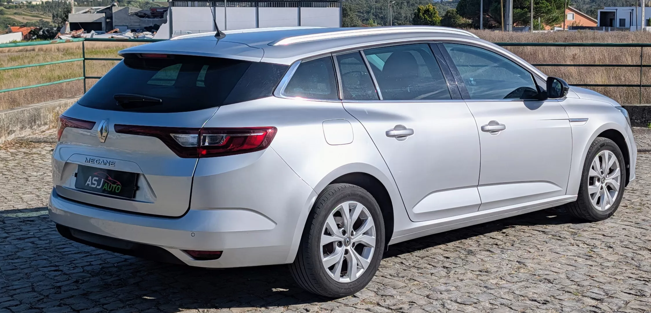 Renault Mégane Sport Tourer 1.5 dCi Limited - foto 7