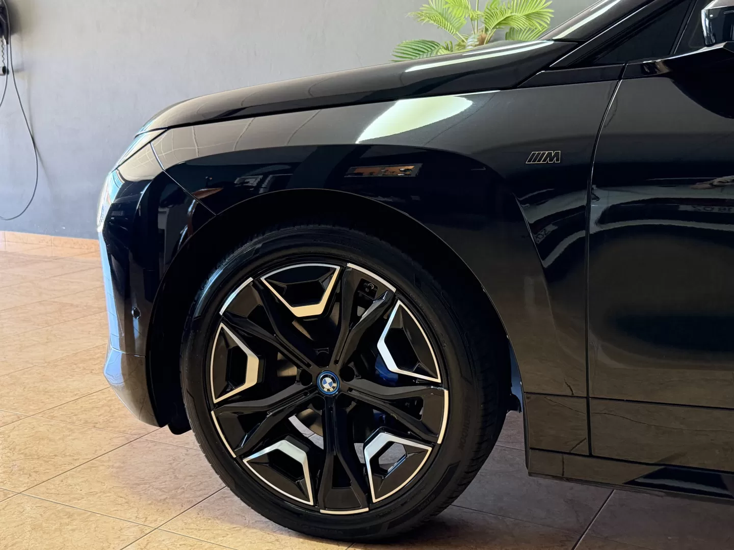 BMW iX M60 - foto 6