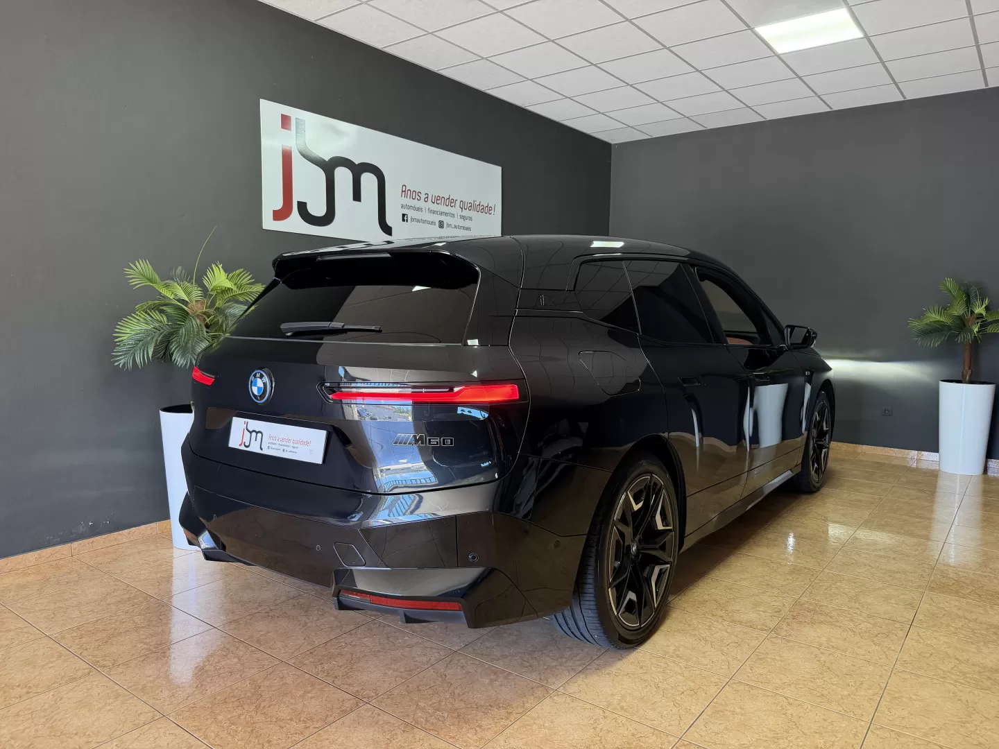 BMW iX M60 - foto 3