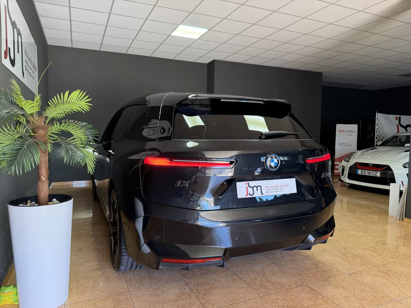 BMW iX M60 - foto 5