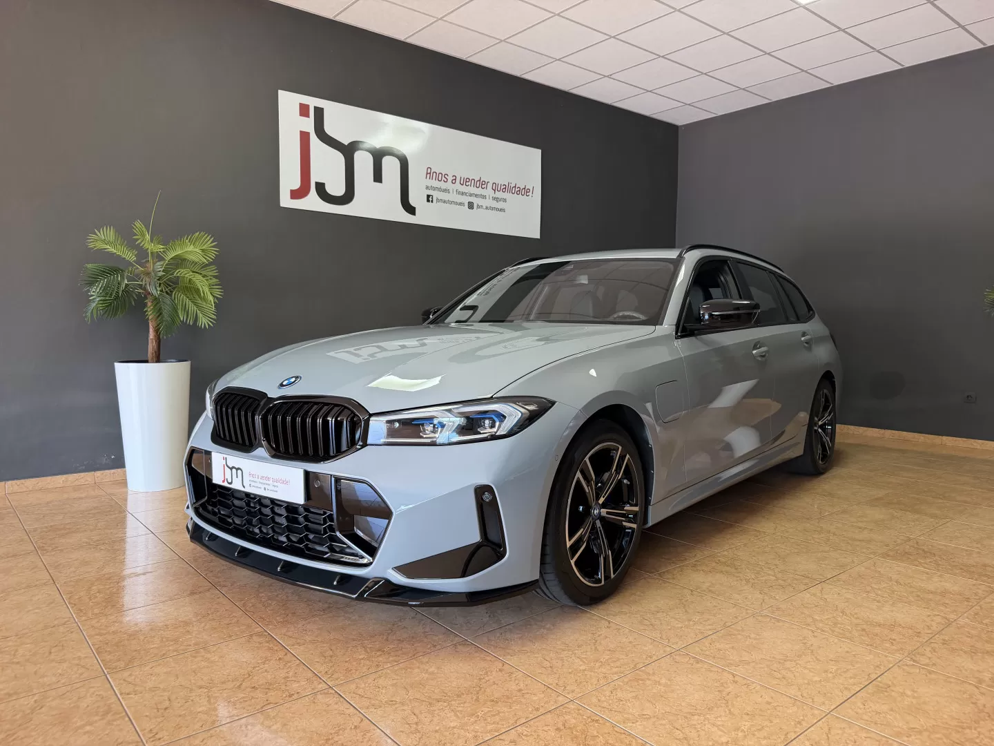 BMW 330e Pack Desportivo M Auto