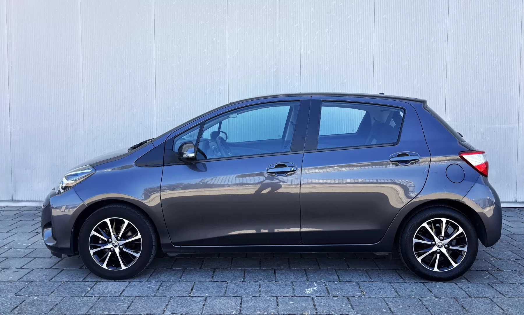 Toyota Yaris 1.0 VVT-i Comfort - foto 2