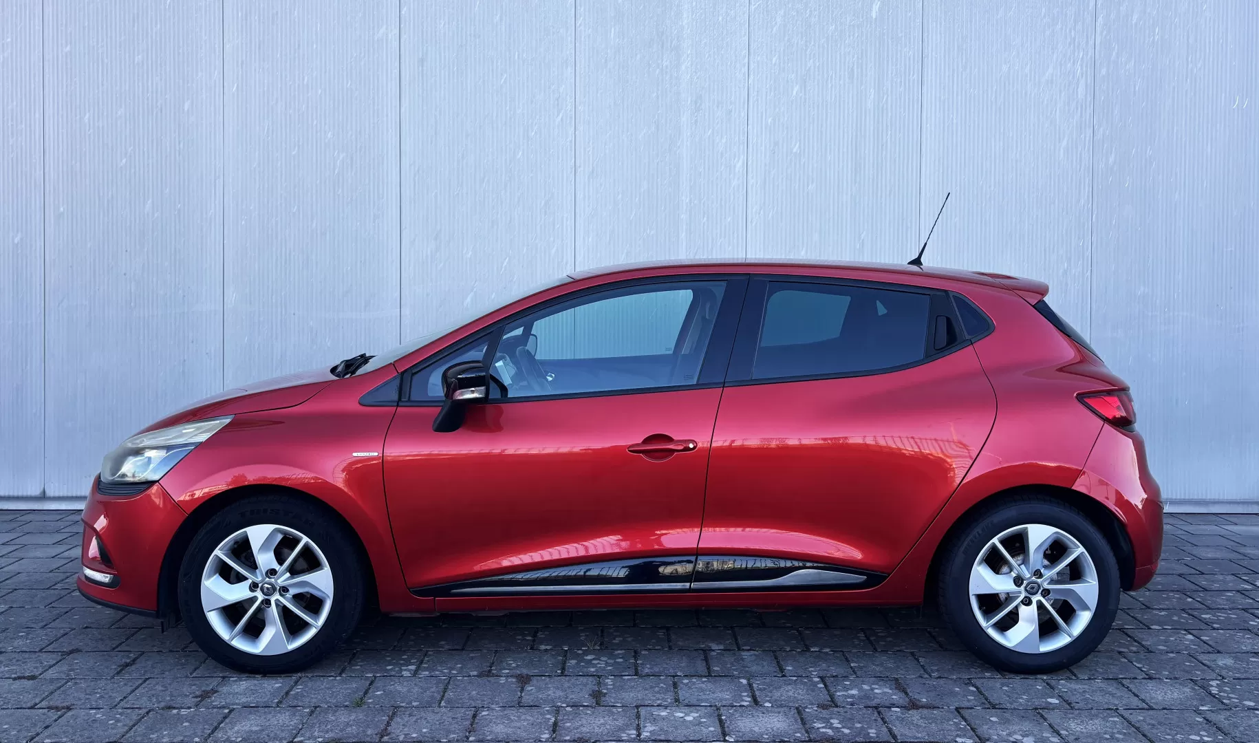 Renault Clio 1.5 dCi Limited EDition - foto 2