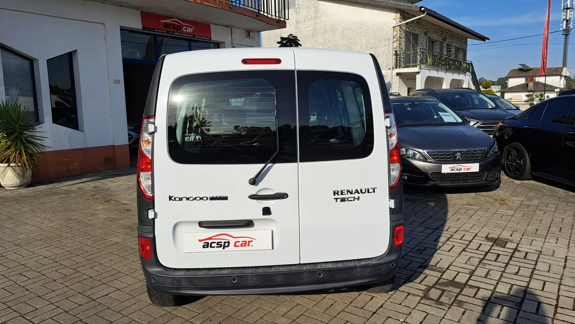 Renault  Kangoo 1.5 DCI Maxi   - 5 Lugares - foto 8