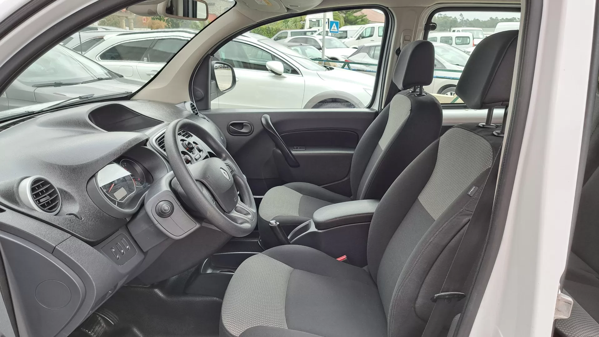 Renault  Kangoo Express 1.5 DCI Maxi 110 Grand Confort - foto 2