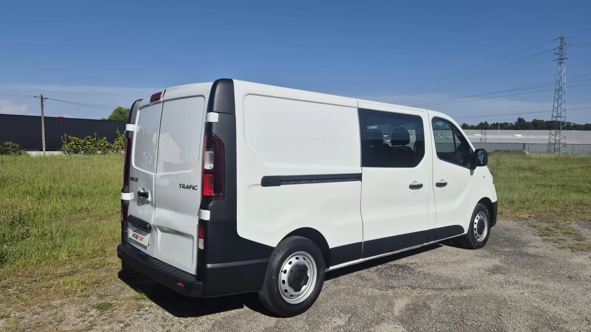 Renault  Trafic 2.0 DCI L2 H1 - 6 Lugares - foto 4