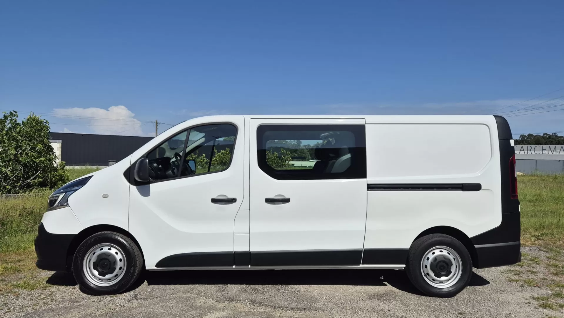 Renault  Trafic 2.0 DCI L2 H1 - 6 Lugares - foto 8