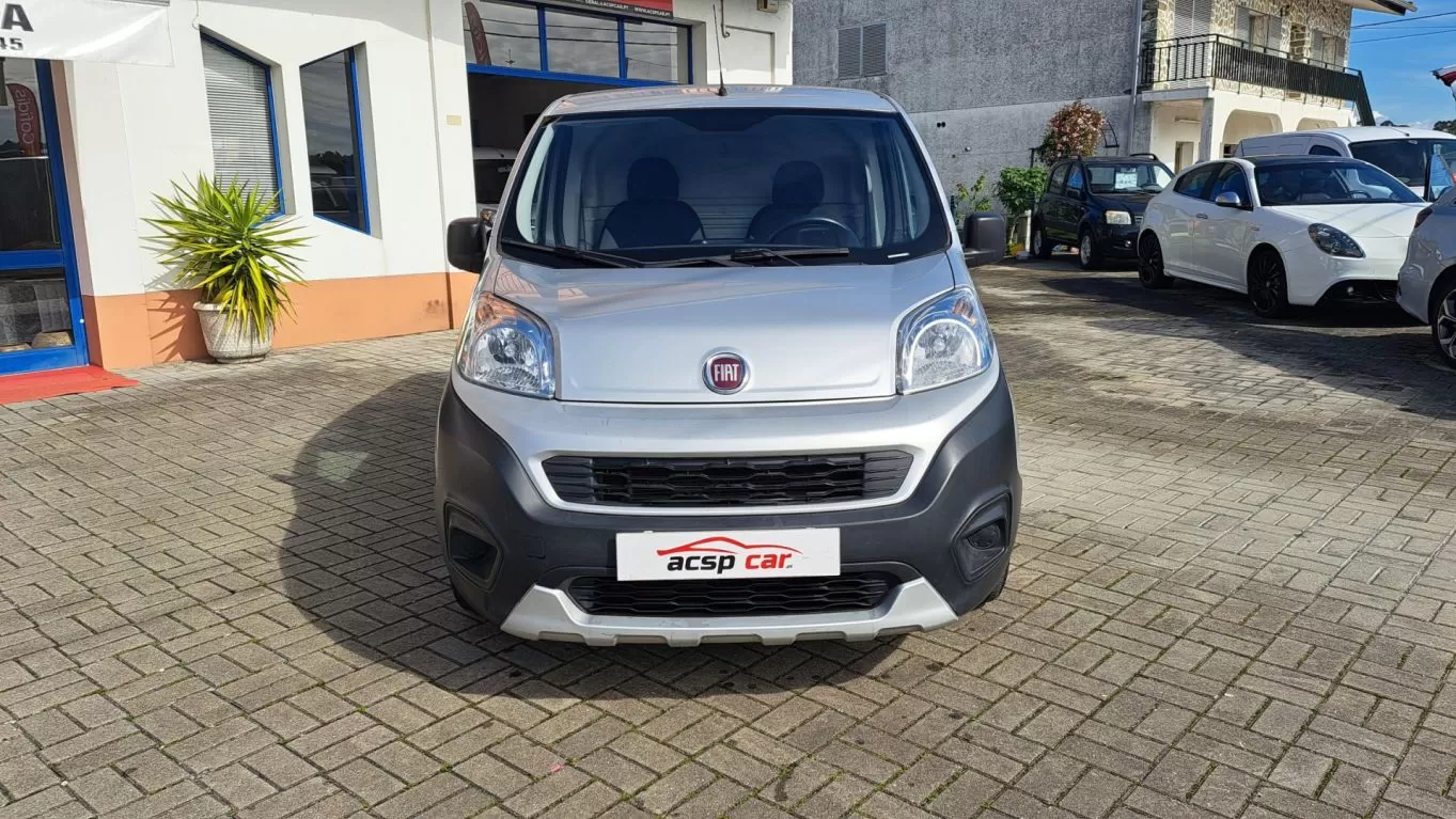 Fiat  Fiorino 1.3 M-Jet Adventure - foto 4