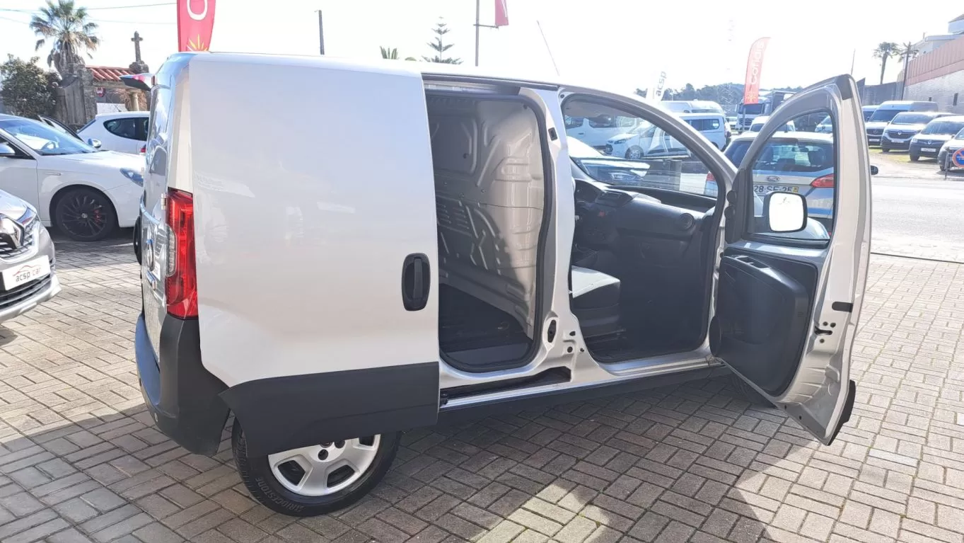 Fiat  Fiorino 1.3 M-Jet Adventure - foto 6