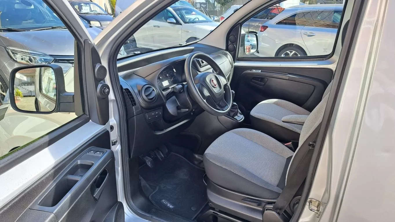 Fiat  Fiorino 1.3 M-Jet Adventure - foto 2