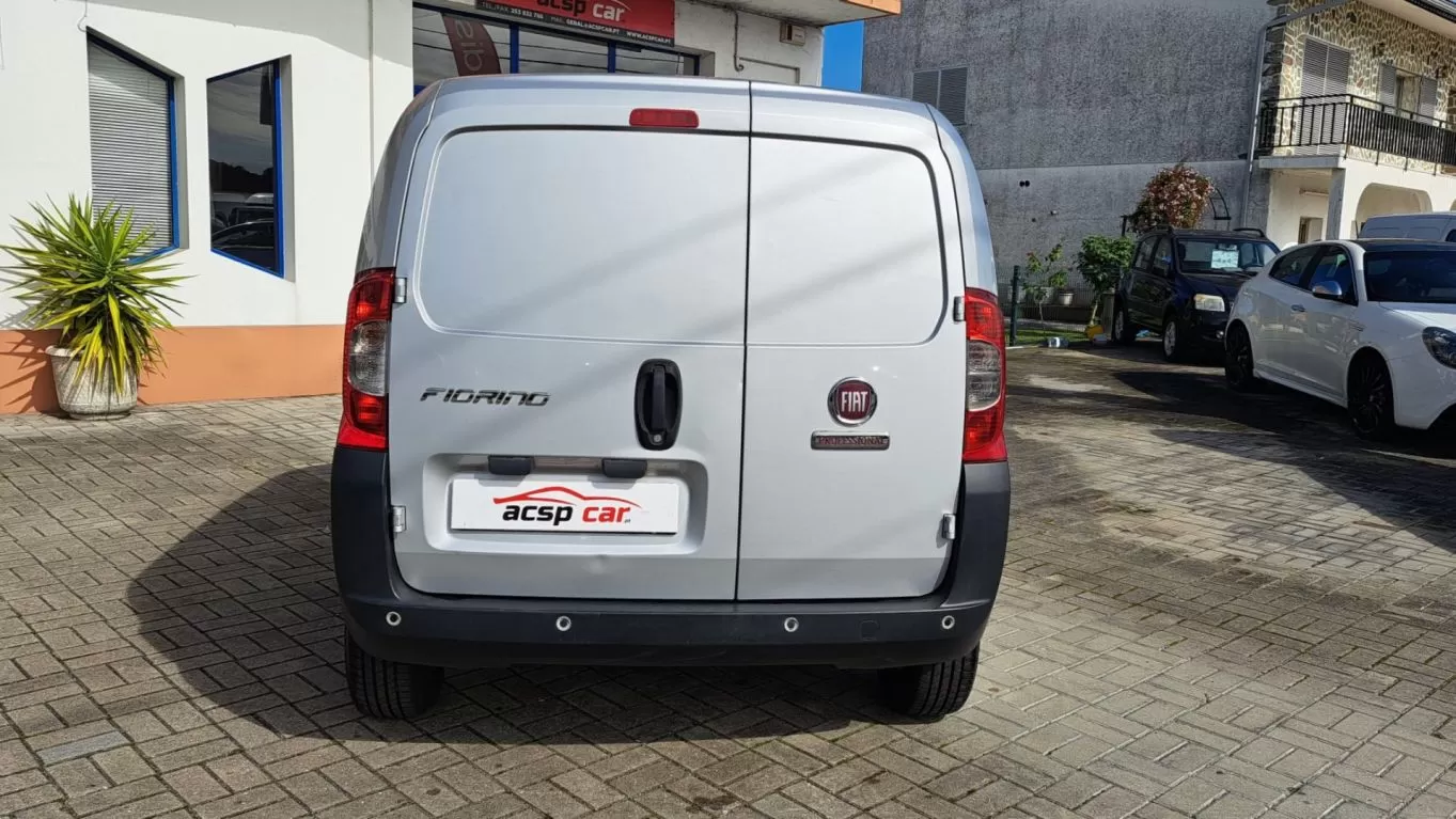Fiat  Fiorino 1.3 M-Jet Adventure - foto 7