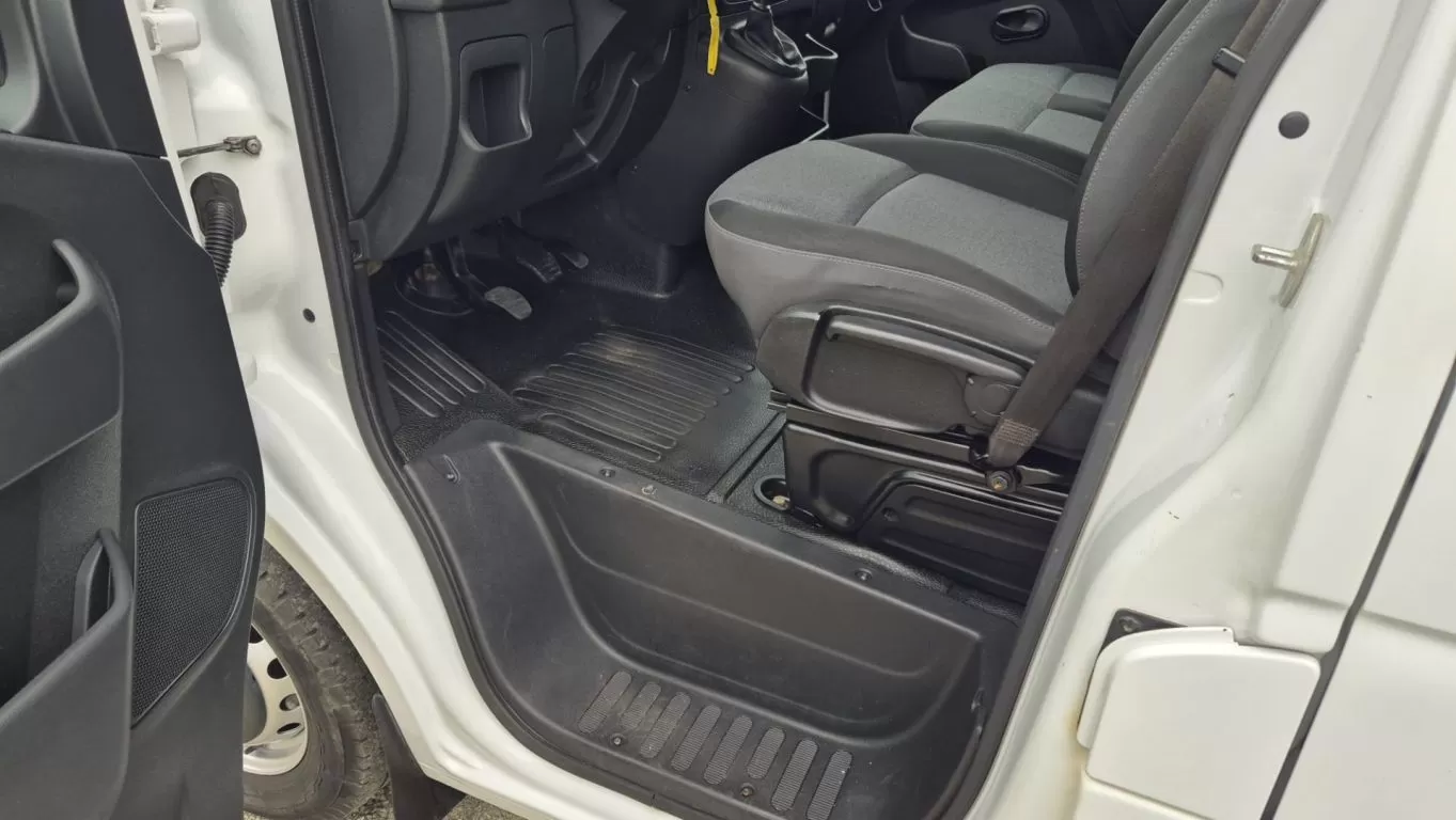 Renault  Master 2.3 DCI - Cabine Dupla - Caixa 4 metros - foto 7