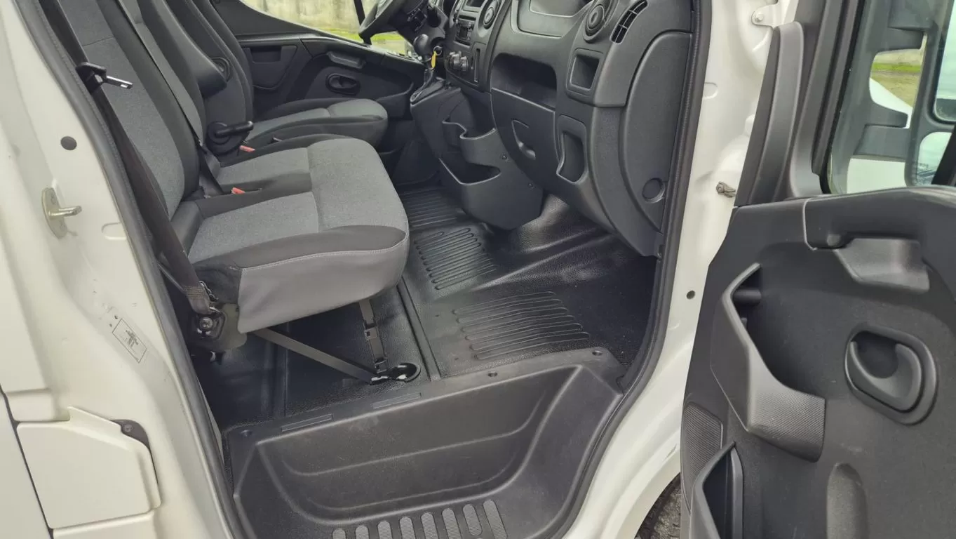 Renault  Master 2.3 DCI - Cabine Dupla - Caixa 4 metros - foto 8