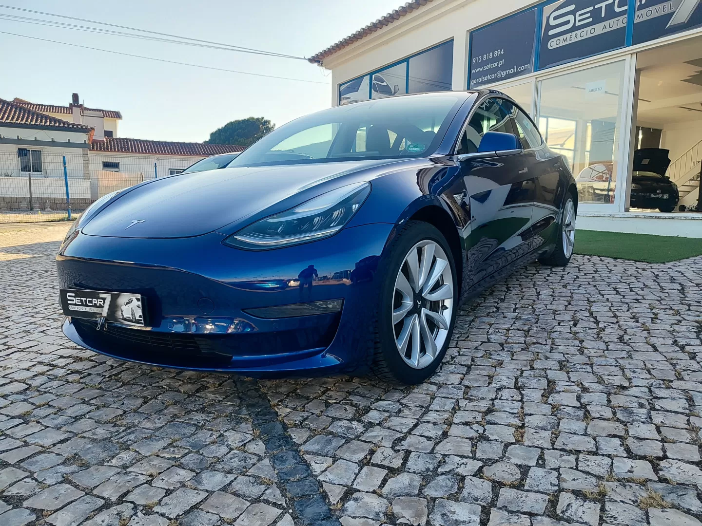 Tesla Model 3 Long-Range Dual Motor AWD - foto 3