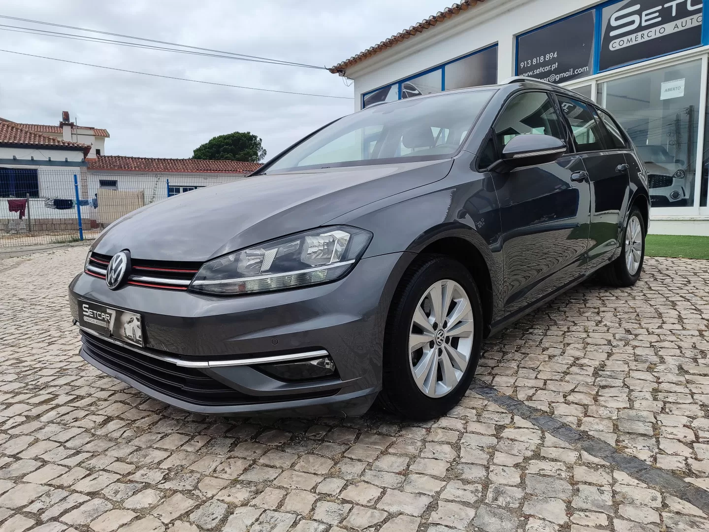 VW Golf Variant 1.6 TDi Confortline - foto 3