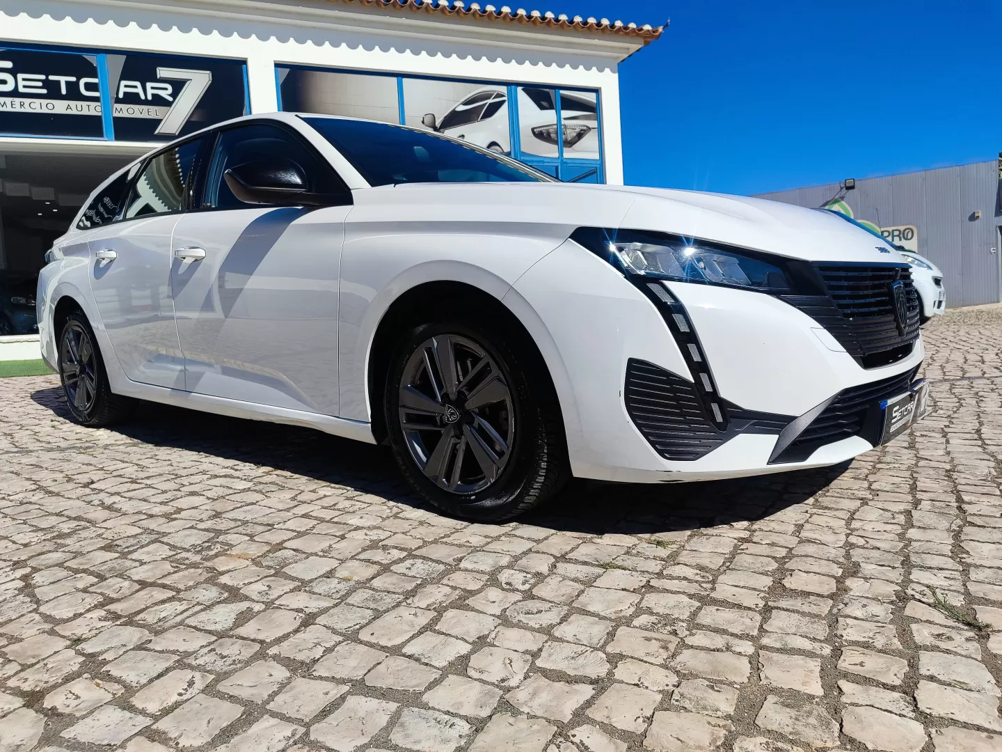 Peugeot 308 SW 1.5 BlueHDi Active Pack EAT8 - foto 2