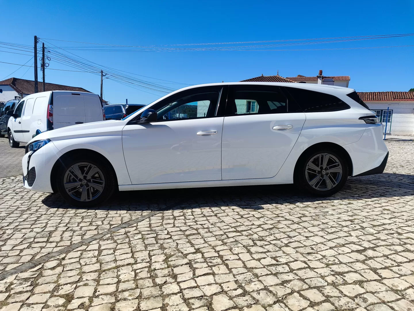 Peugeot 308 SW 1.5 BlueHDi Active Pack EAT8 - foto 4
