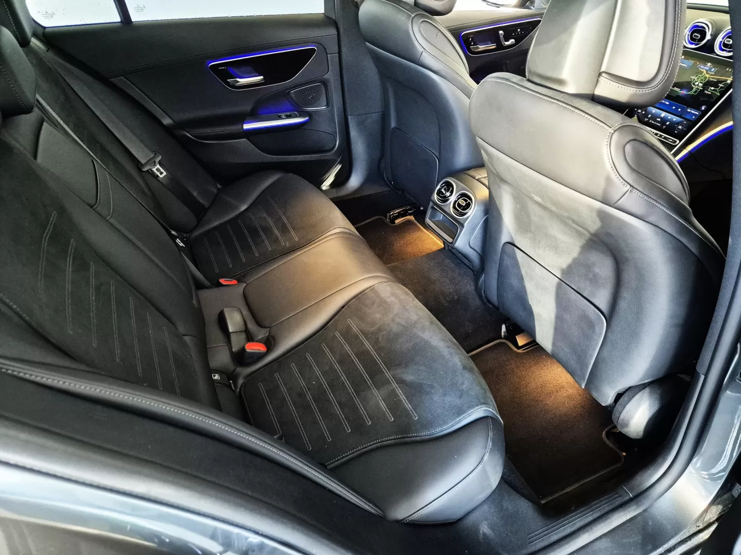 Mercedes-Benz C 220 Station d 9G-TRONIC AMG Line - foto 7