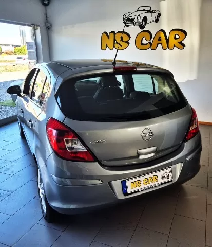 Opel Corsa 1.2 - foto 3