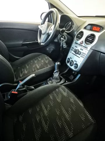 Opel Corsa 1.2 - foto 5