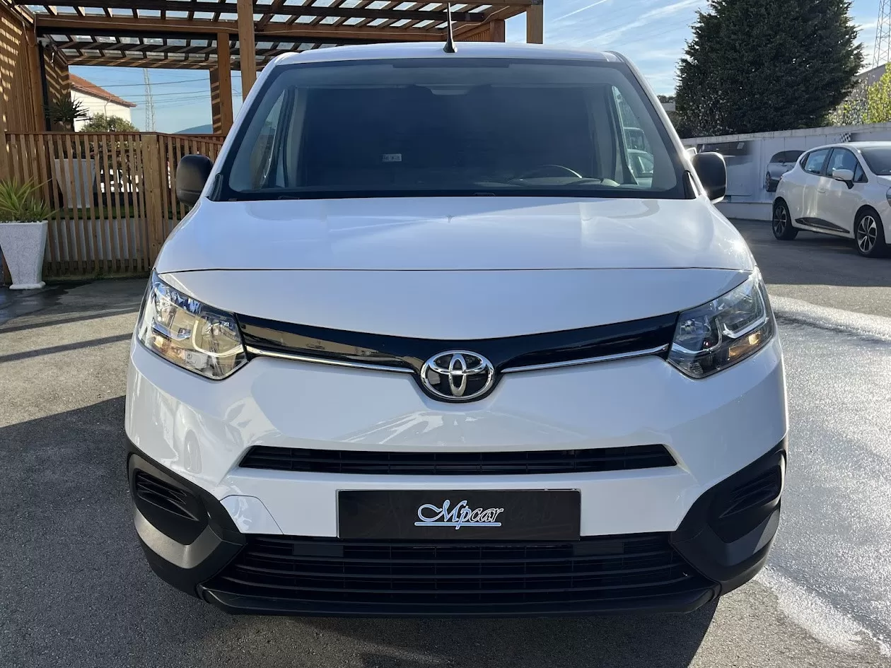 Toyota  PROACE CITY  1.5D 100cv EXCLUIVE - foto 2