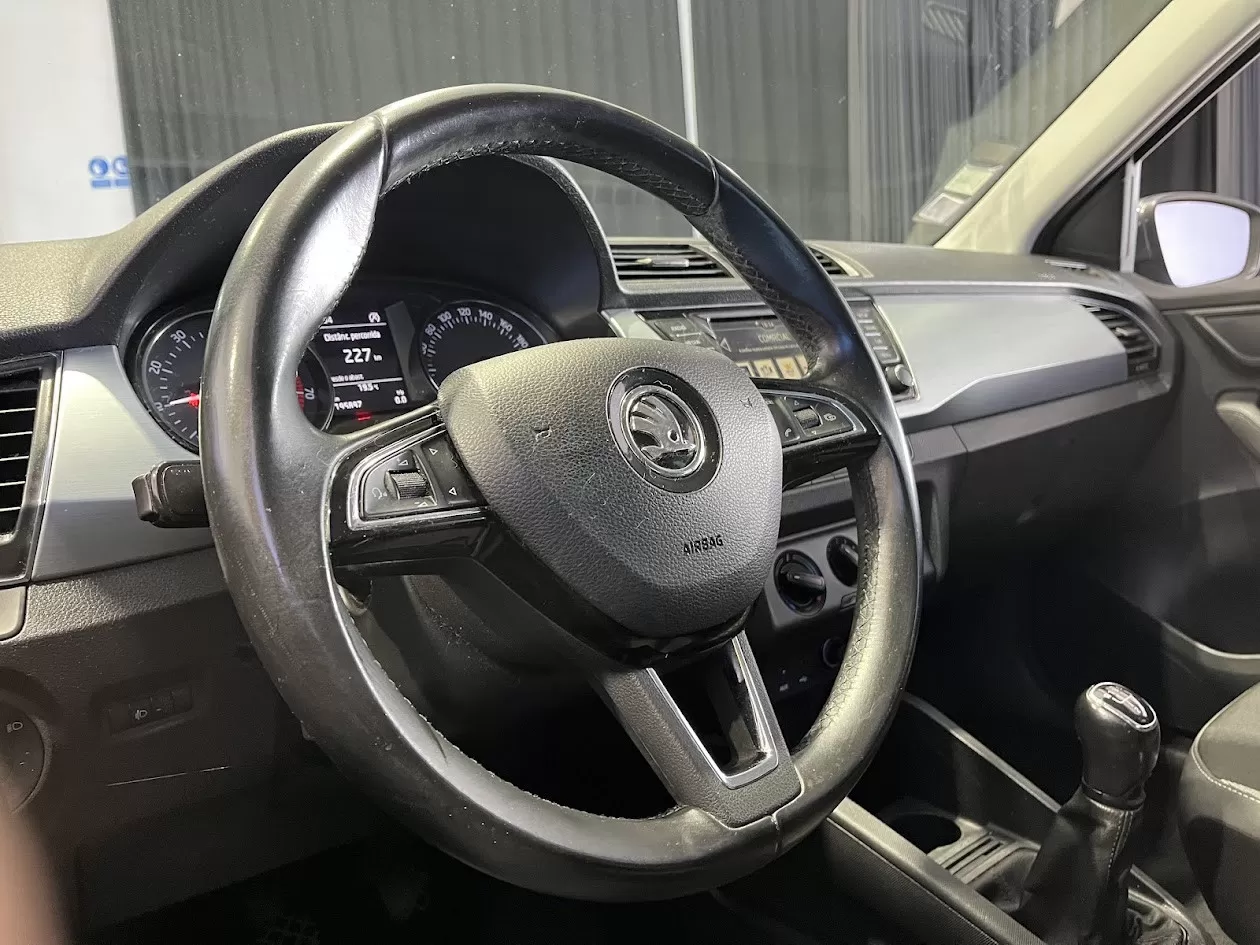 Skoda Fabia 1.0 TSI Style - foto 8