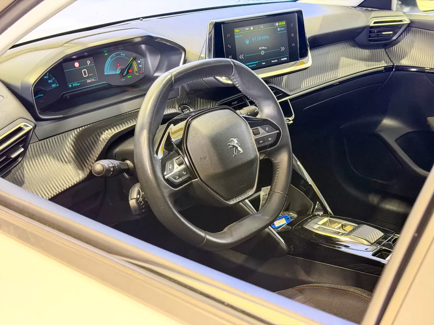 Peugeot e-208 50 kWh Active Pack - foto 5