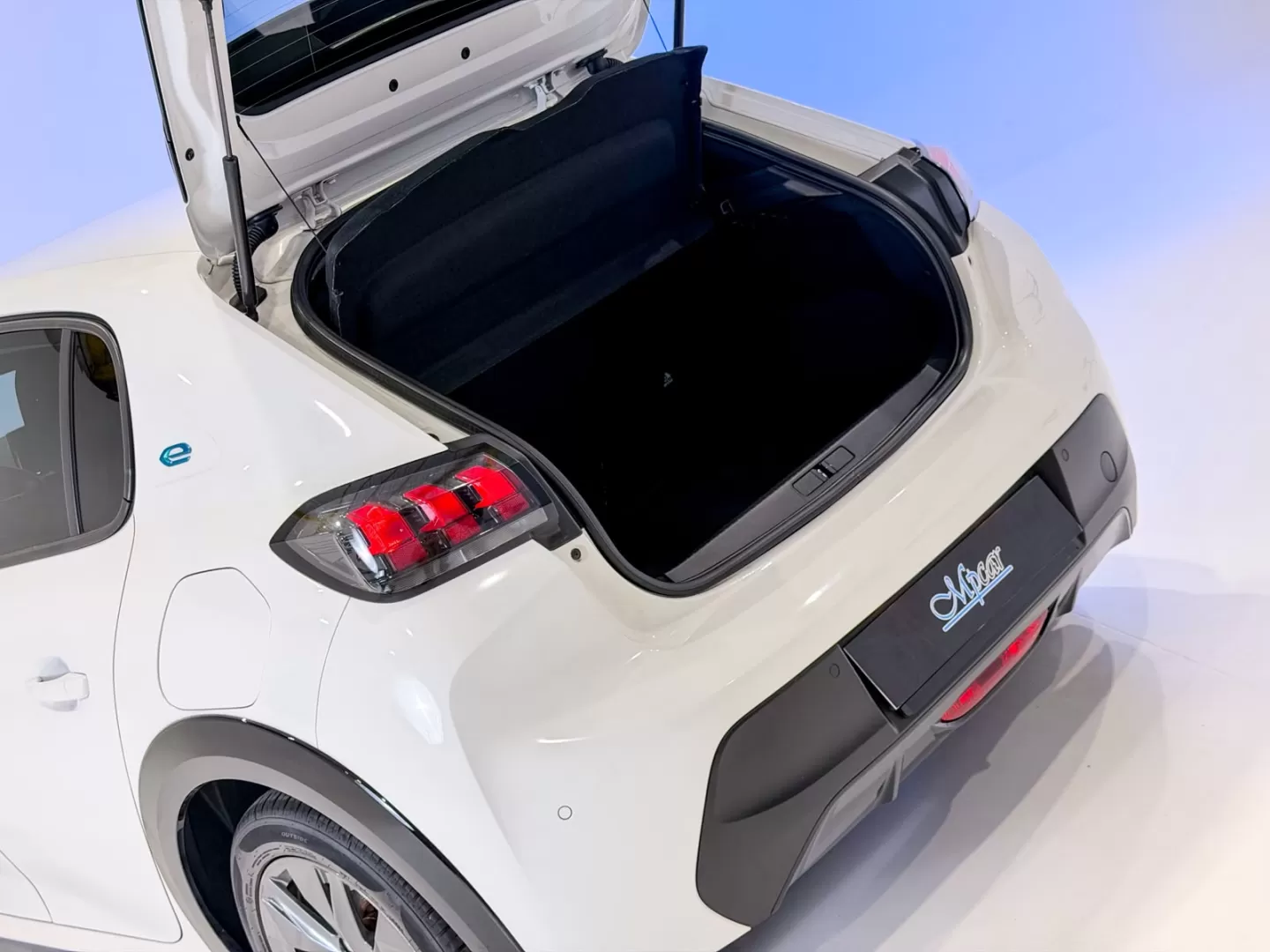 Peugeot e-208 50 kWh Active Pack - foto 8