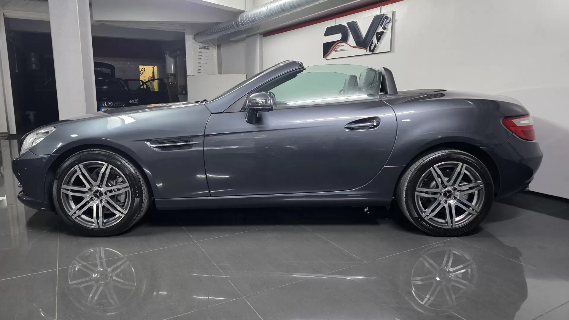 Mercedes-Benz SLK 200 BlueEFFICIENCY Roadster pur - foto 2