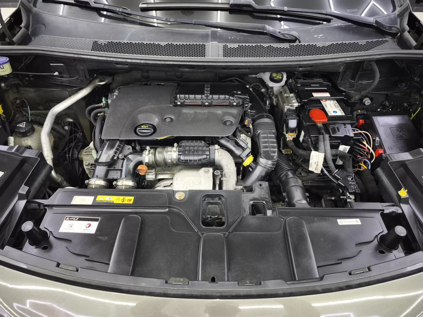 Peugeot 3008 1.6 BlueHDi GT Line - foto 8