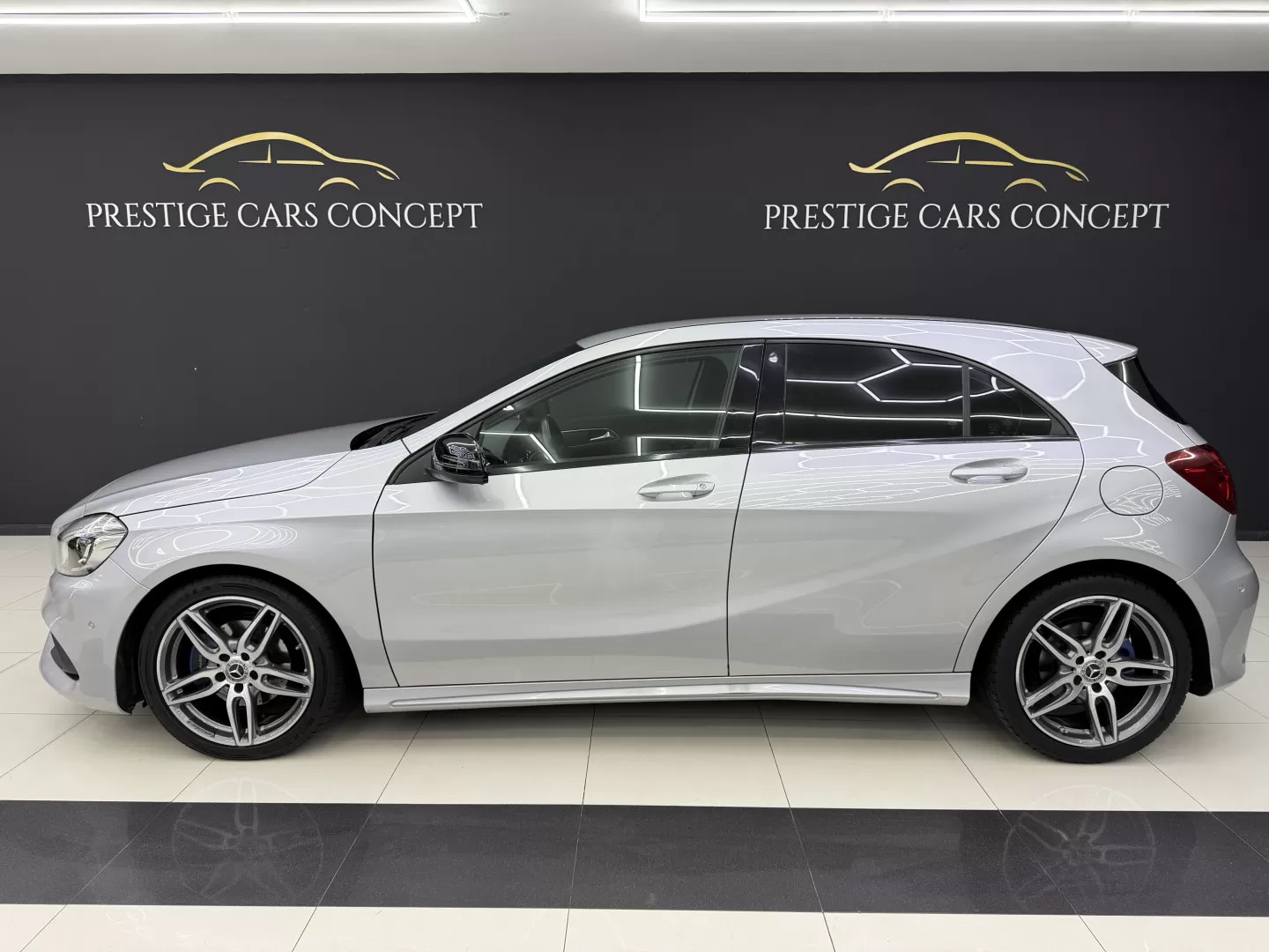 Mercedes-Benz A 180 d AMG Line Aut. - foto 6