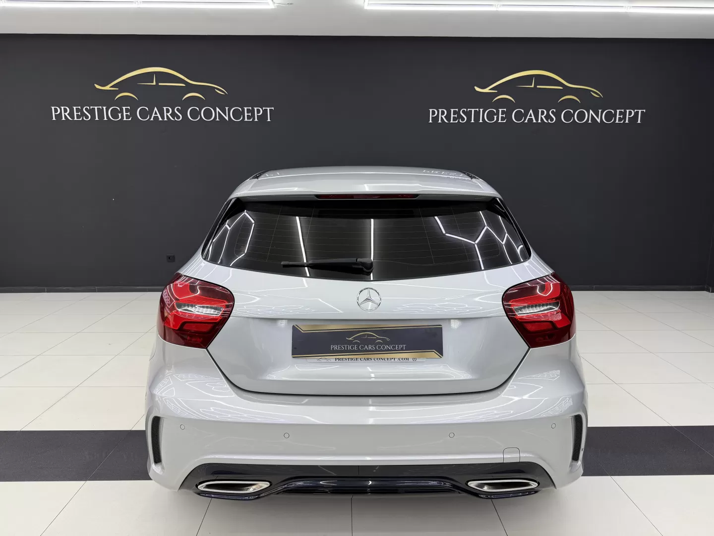 Mercedes-Benz A 180 d AMG Line Aut. - foto 4