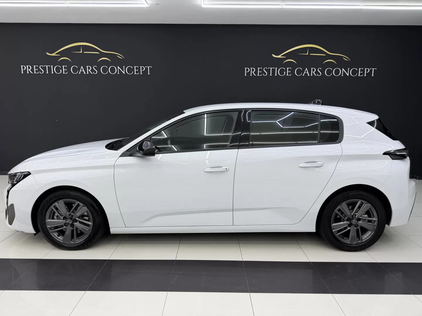 Peugeot 308 BlueHDi 130 EAT8 Active Pack - foto 6