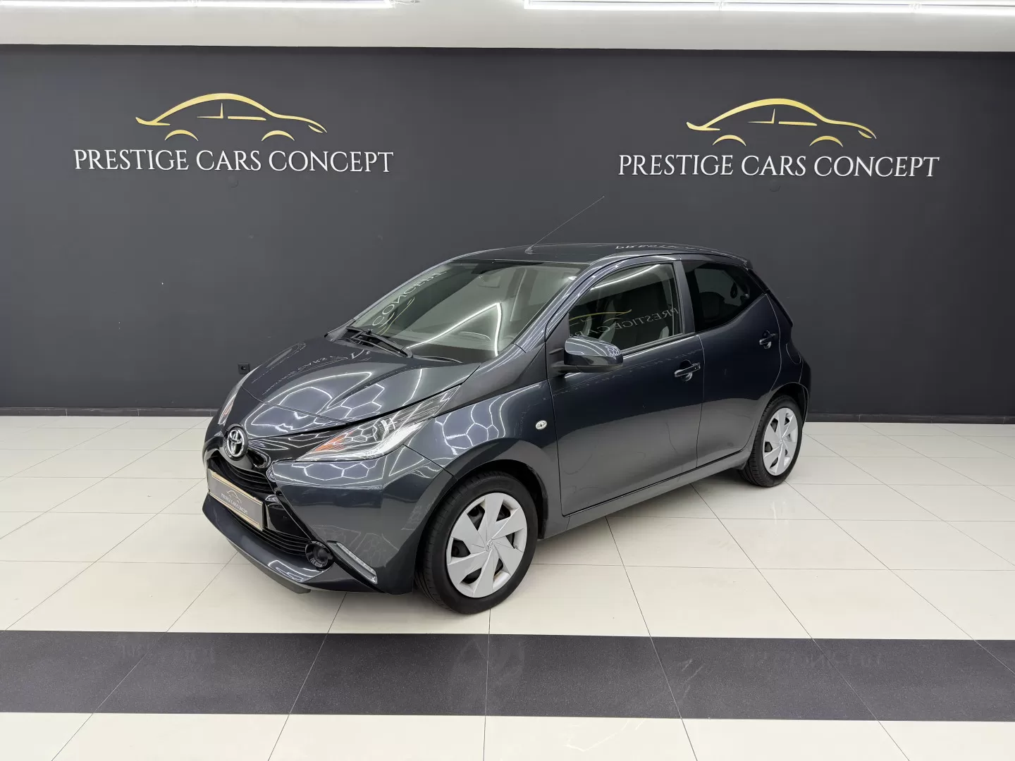 Toyota Aygo 1.0 X-Play+AC - foto 7