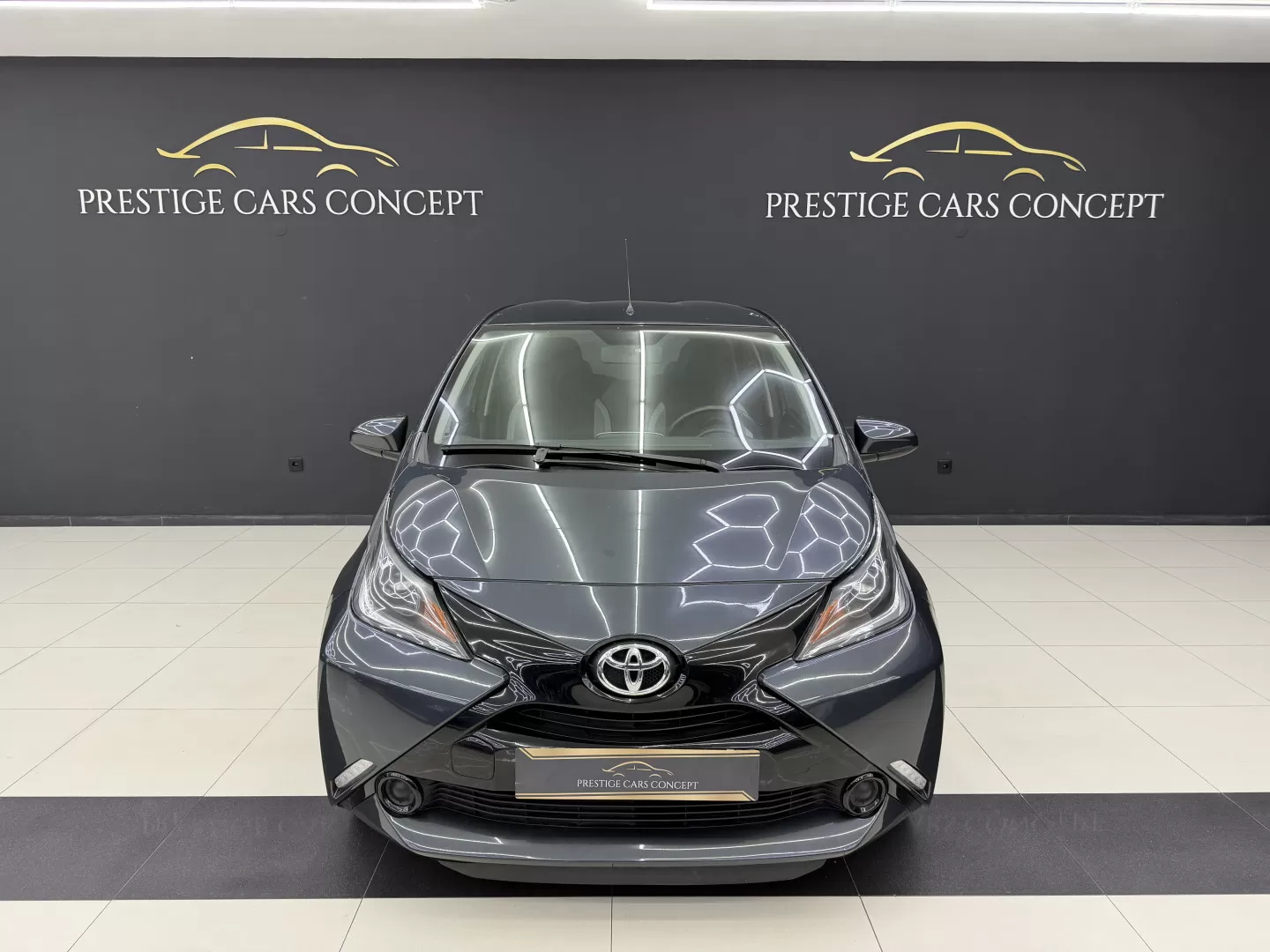 Toyota Aygo 1.0 X-Play+AC - foto 8