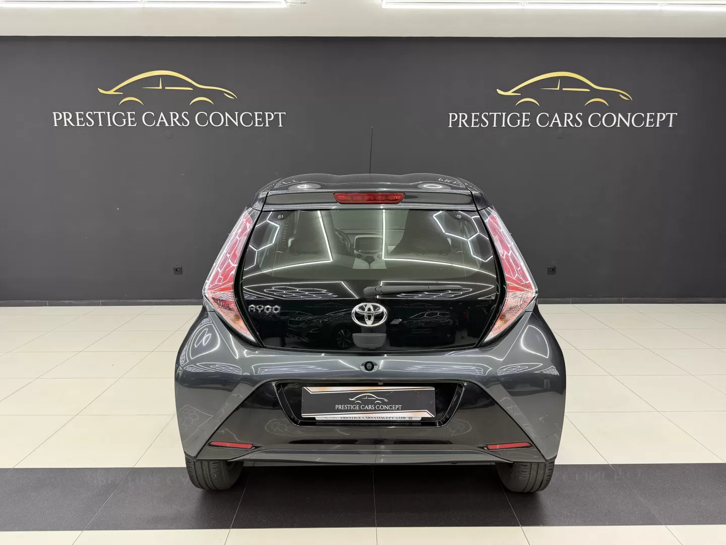 Toyota Aygo 1.0 X-Play+AC - foto 4