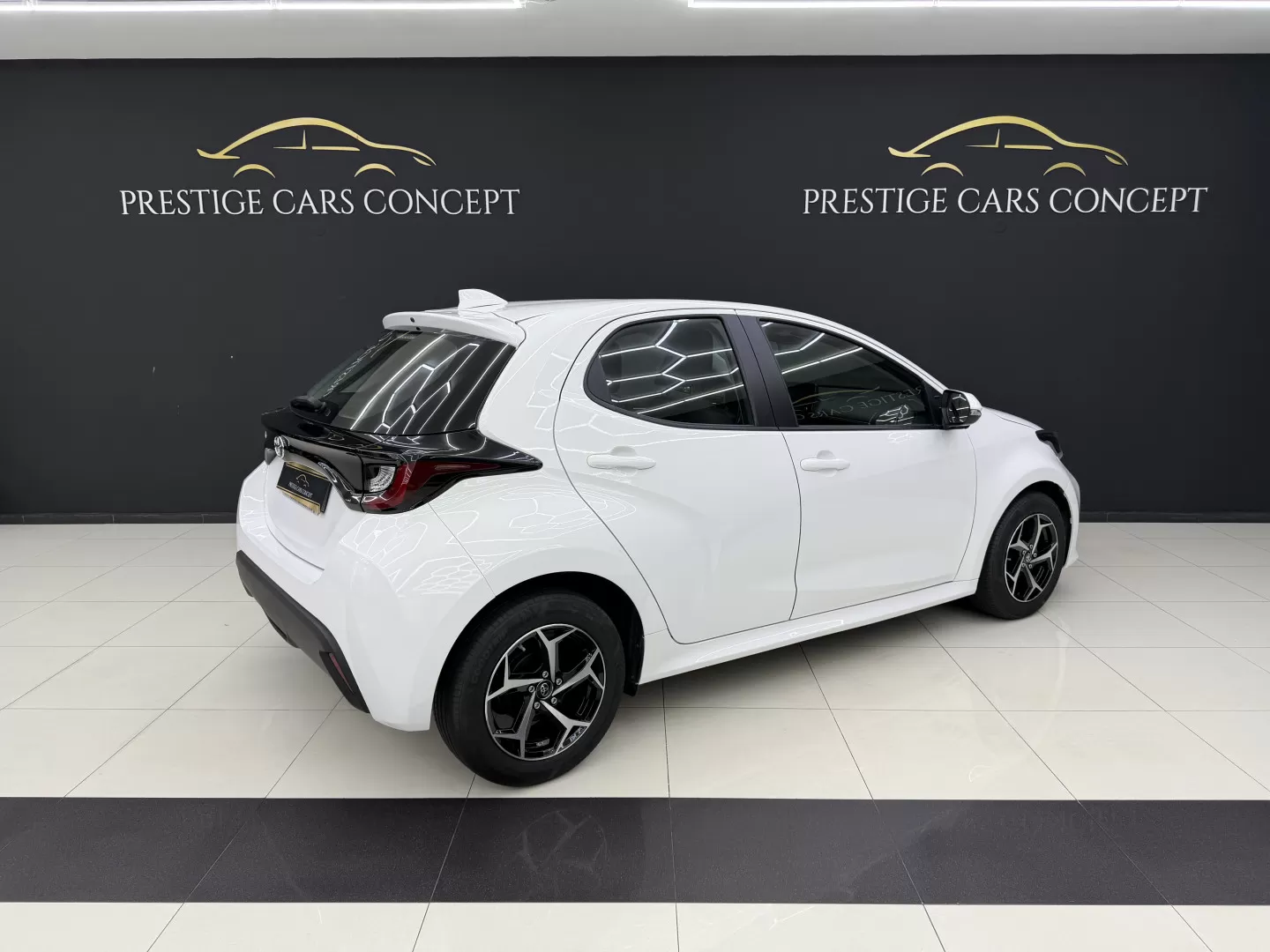 Toyota Yaris 1.0 VVT-i Comfort Plus - foto 3