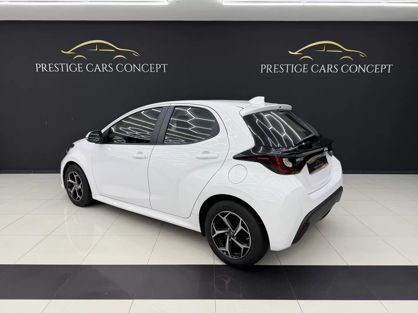 Toyota Yaris 1.0 VVT-i Comfort Plus - foto 5