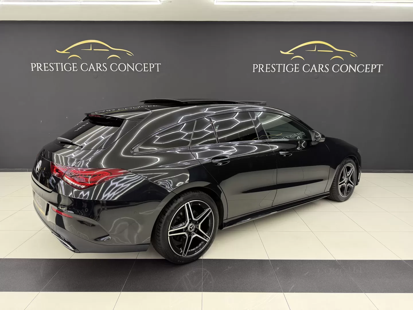 Mercedes-Benz CLA 180 d Shooting Brake AMG Line Aut. - foto 3