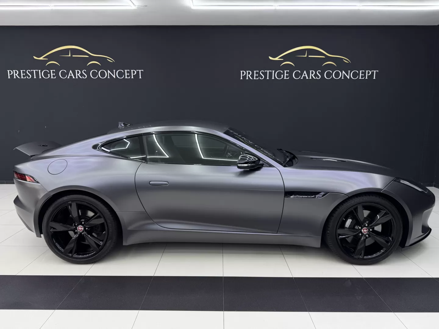 Jaguar F-Type P300 Aut. R-Dynamic - foto 2
