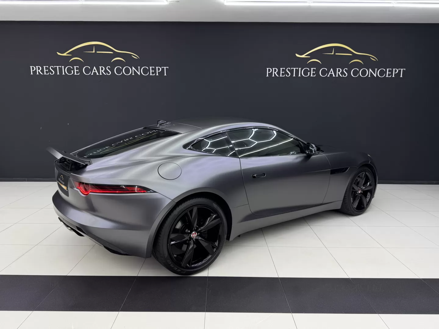 Jaguar F-Type P300 Aut. R-Dynamic - foto 3