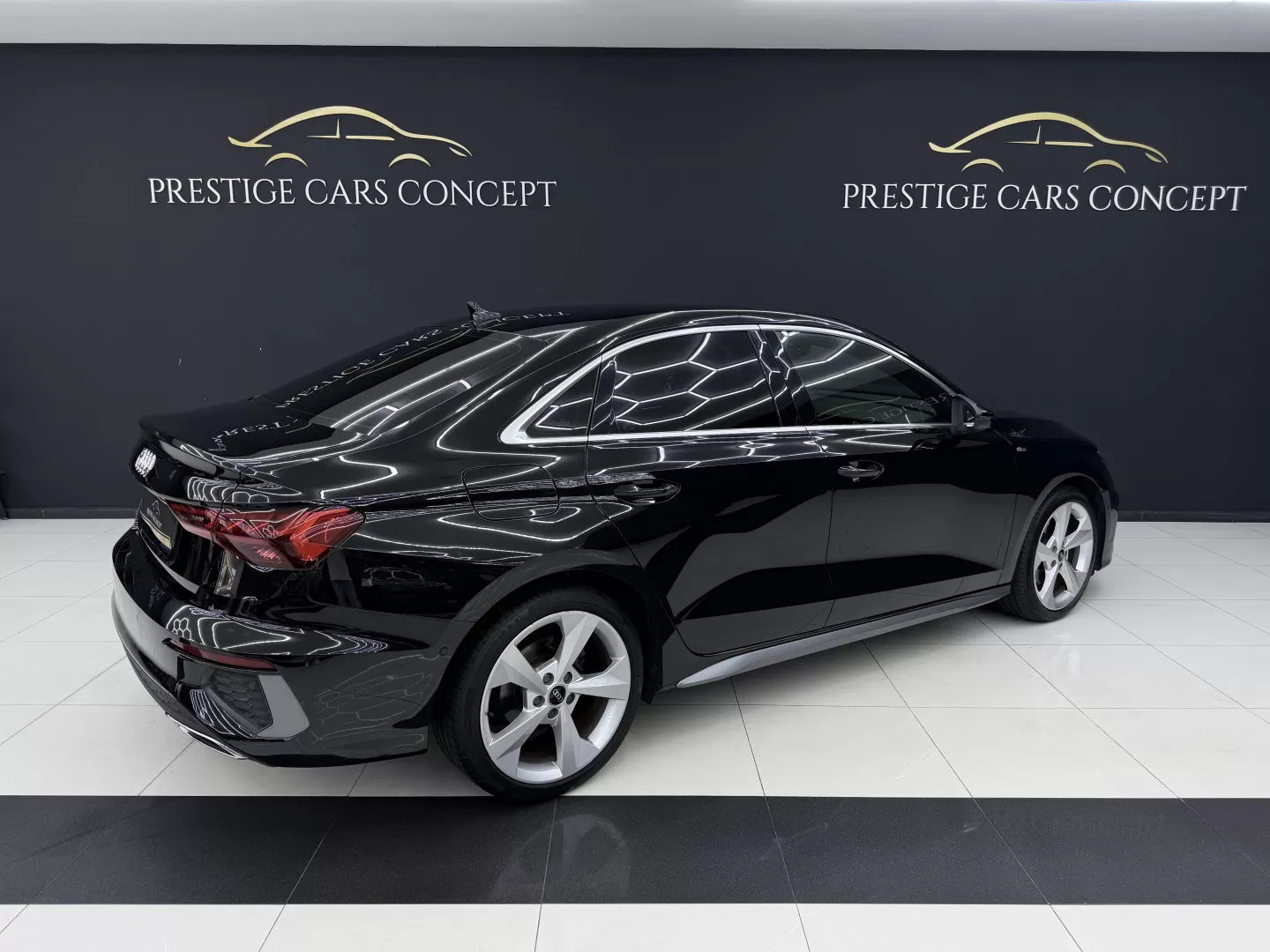 Audi A3 Limousine 30 TFSI S line S tronic - foto 3