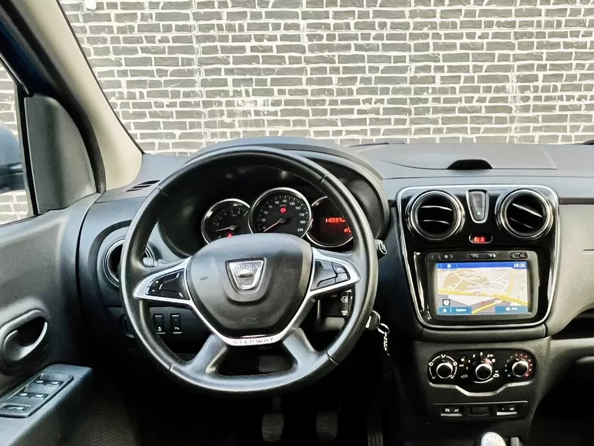 Dacia Lodgy 1.5 Blue dCi Stepway 7L - foto 2