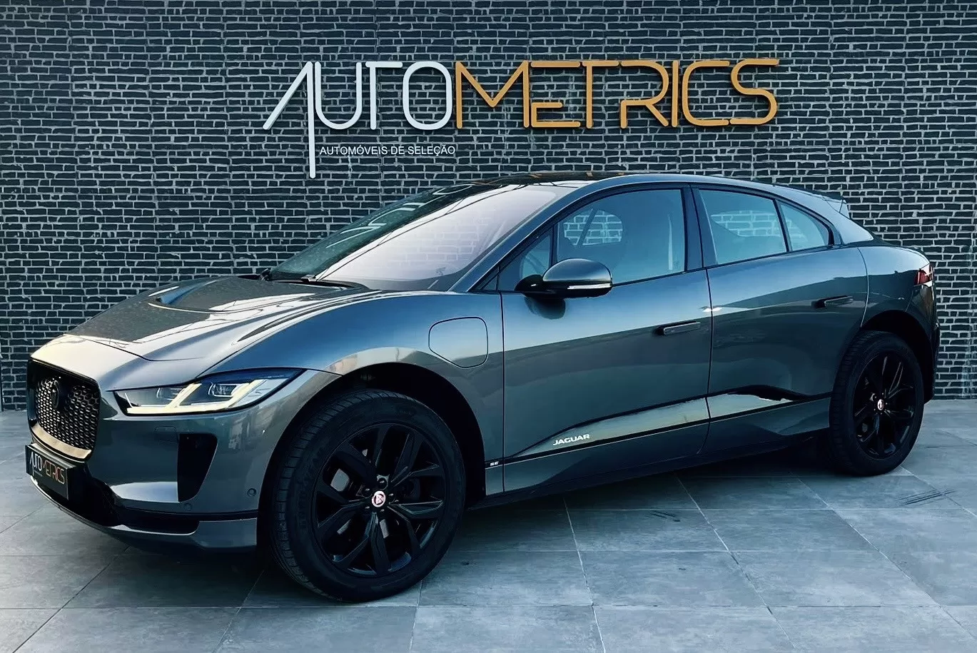 Jaguar I-Pace EV400 AWD SE