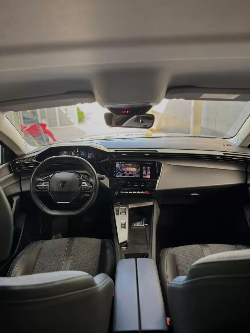 Peugeot 308 1.6 Hybrid Allure Pack e-EAT8 - foto 7