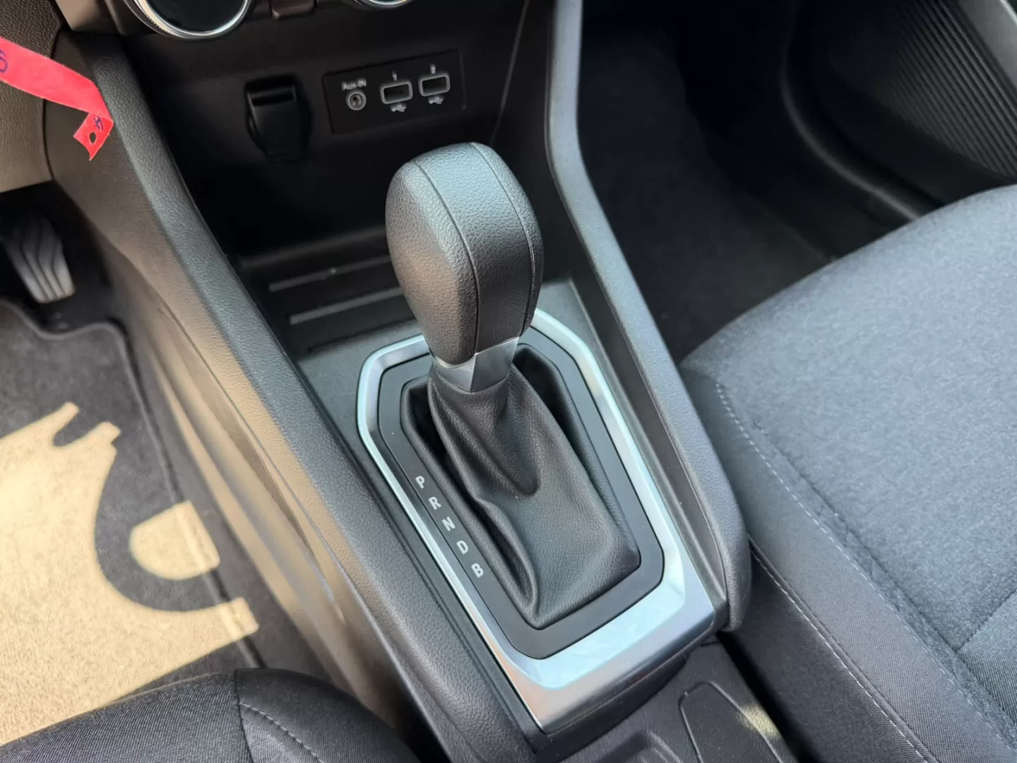 Renault Clio 1.6 E-Tech Intens - foto 8