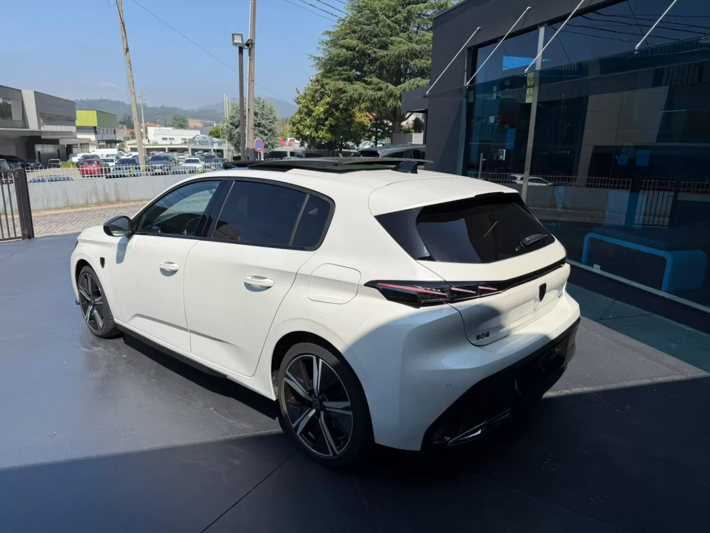 Peugeot 308 1.6 Hybrid GT Pack e-EAT8 - foto 5