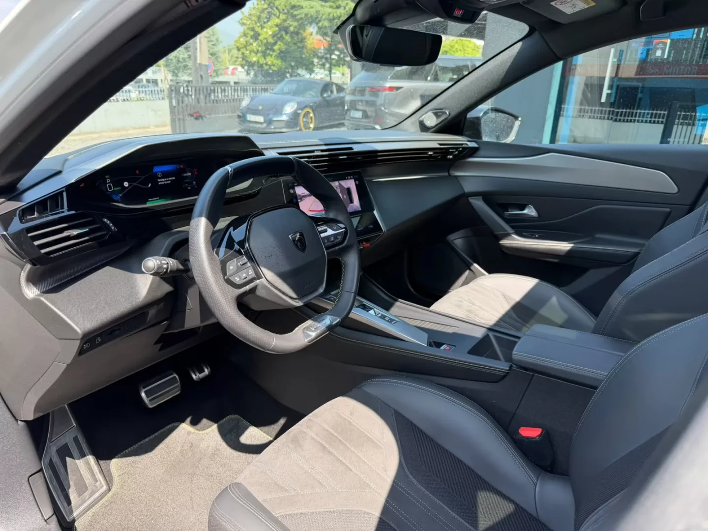 Peugeot 308 1.6 Hybrid GT Pack e-EAT8 - foto 8