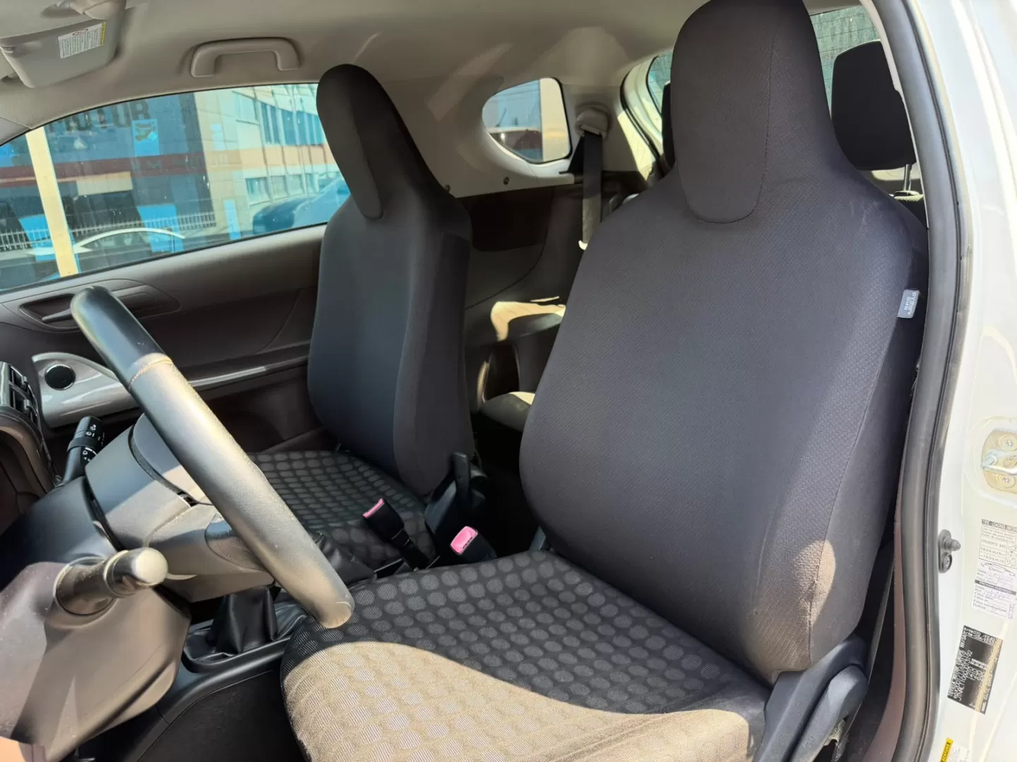 Toyota iQ 1.0 VVT-i - foto 5