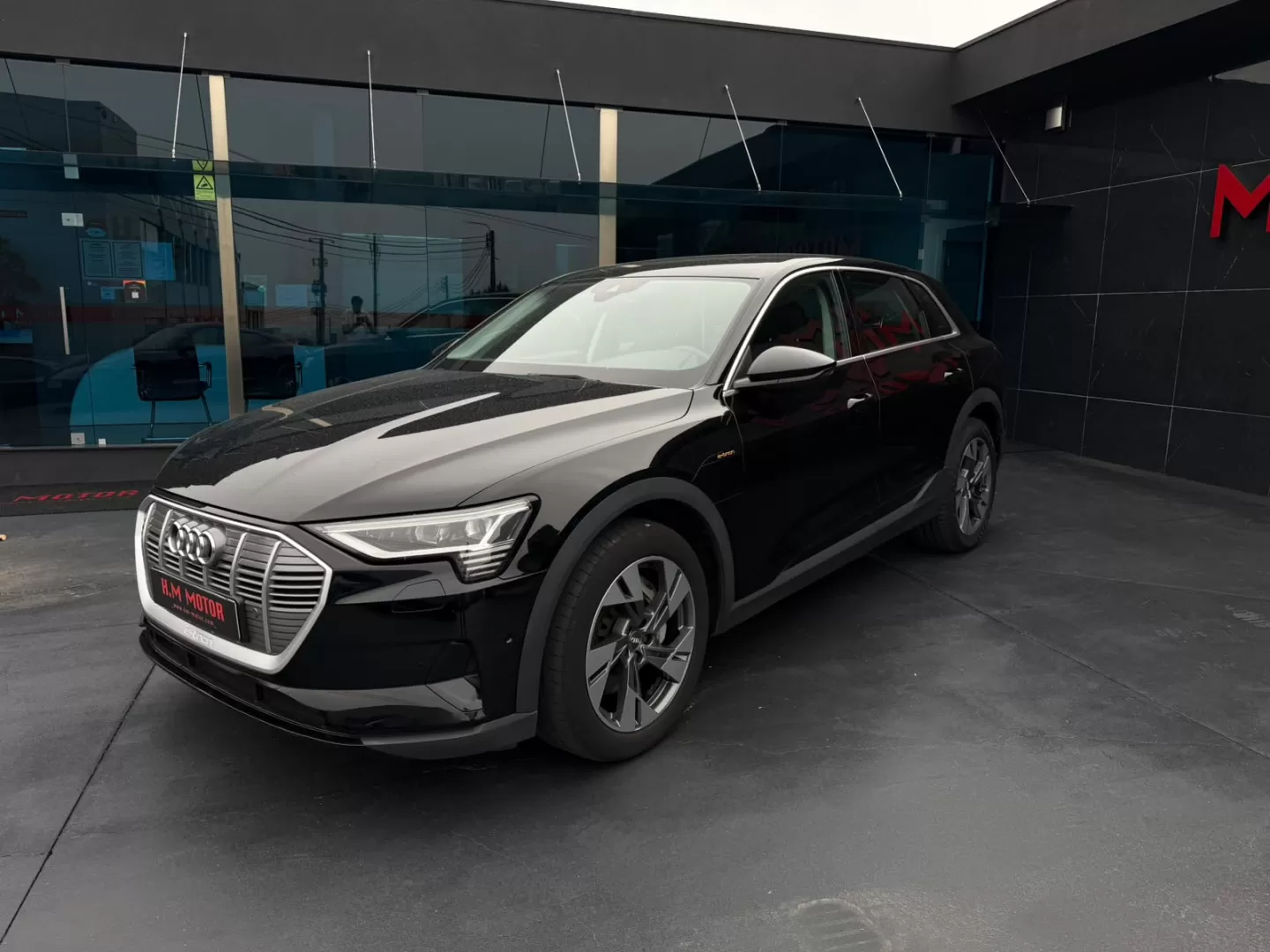 Audi e-tron 50 quattro - foto 2